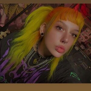 Meet your Posher, Ashton